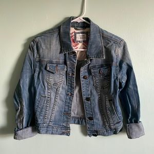 Forever 21 Medium Blue Jean Jacket